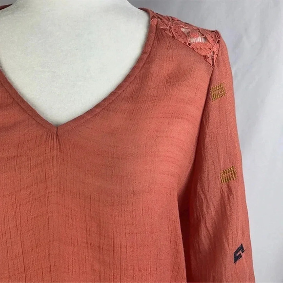 Fig and Flower Anthropologie Boho Embroidered Lace Blouse Top Size PL. H - Picture 8 of 11